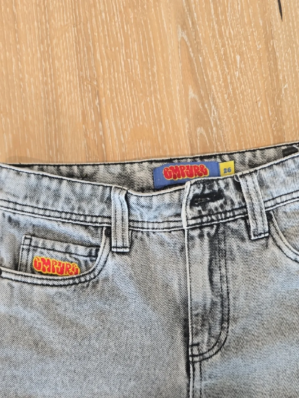 Empyre Light Grey Denim Shorts with Subtle Wash - Picture 2 of 5